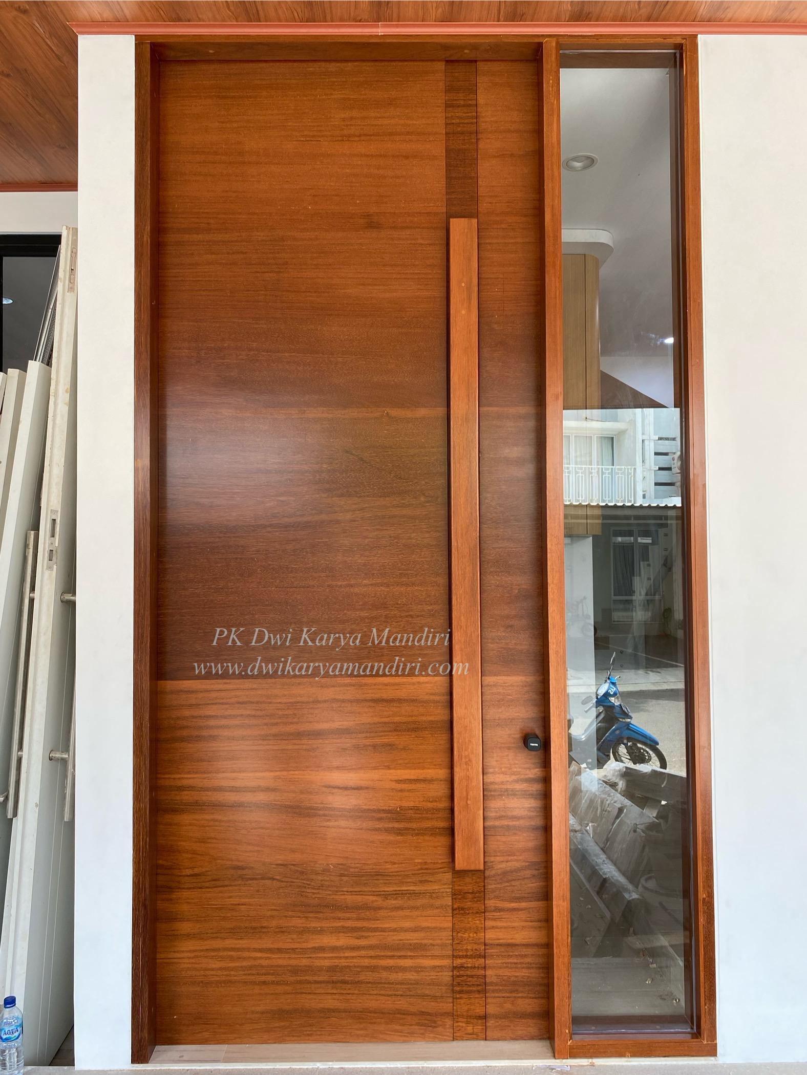 Pintu Utama Kayu Merbau Oven